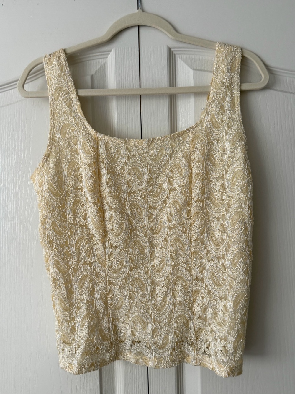 Nicola vintage top size Large